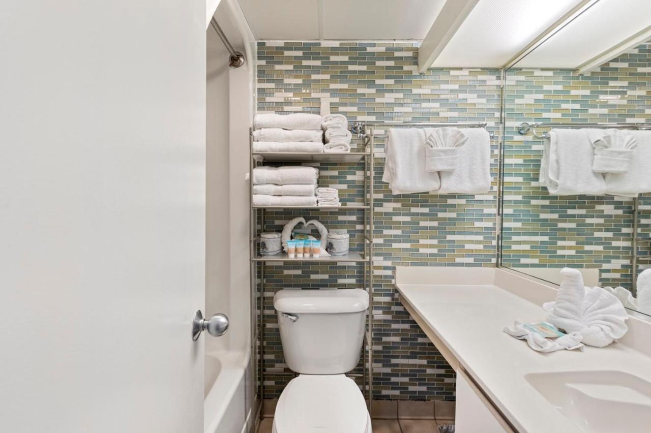 Ocean Front Comfort 1Br Condo Atlantica Миртл-Бич Экстерьер фото